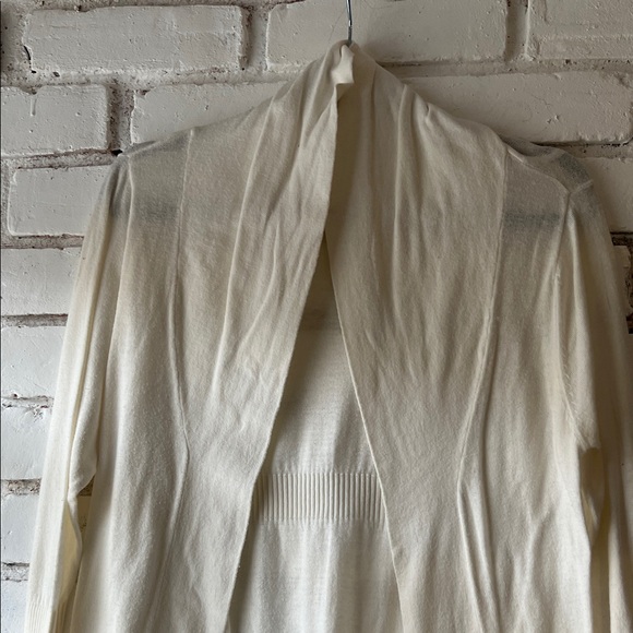 Lightweight Ivory Open-Front Cardigan 3/4 sleeve light knit - Picture 2 of 7